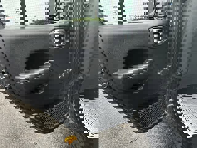 Used 2024 Jeep Wrangler Sport image 12