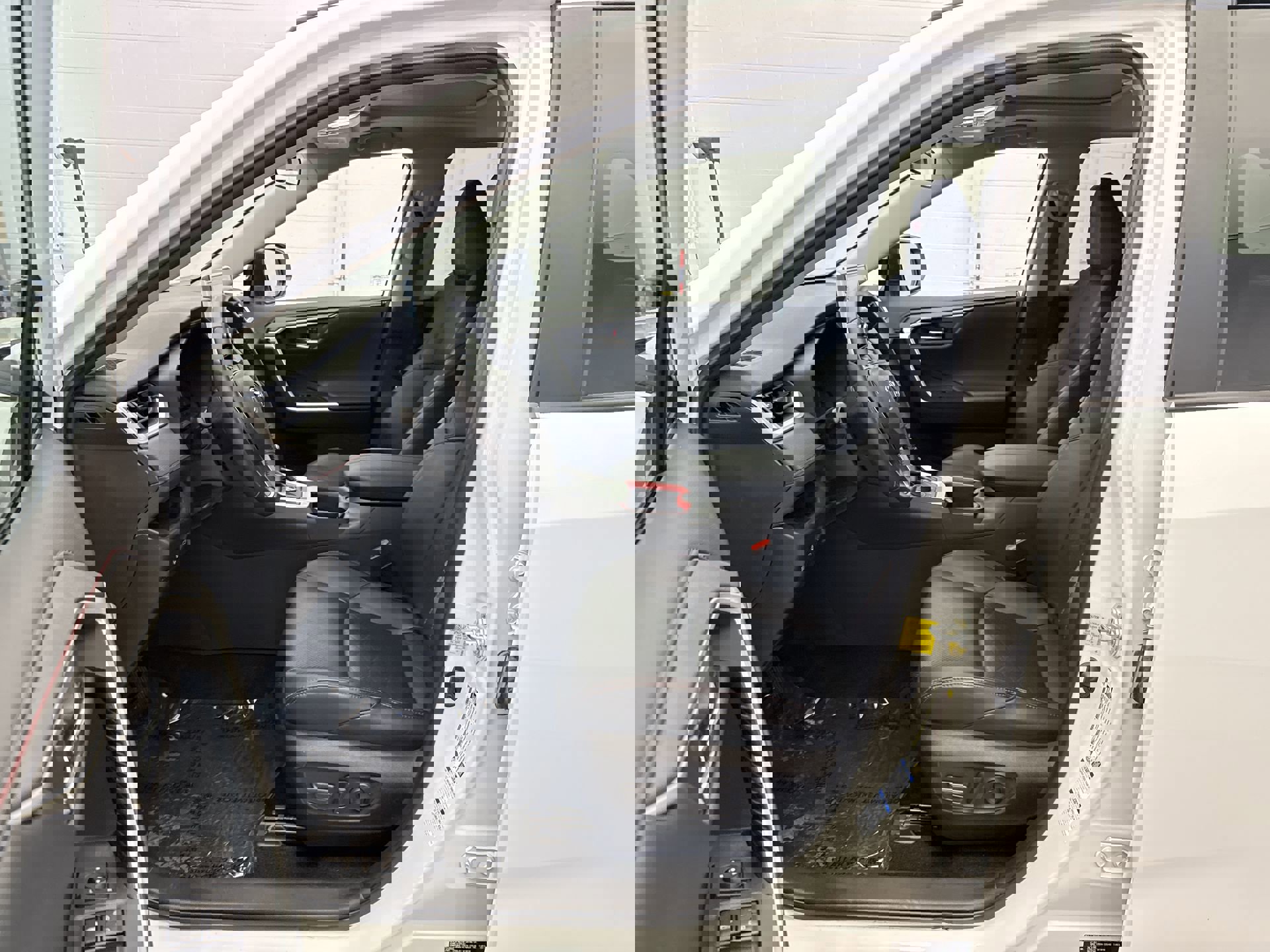 Used 2022 Toyota RAV4 TRD Off-Road image 10