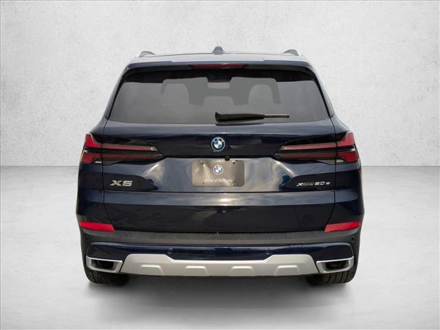 New 2026 BMW X5 xDrive50e w/ Climate Comfort Package image 8