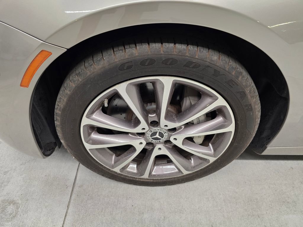 Used 2022 Mercedes-Benz E 450 4MATIC Sedan image 9