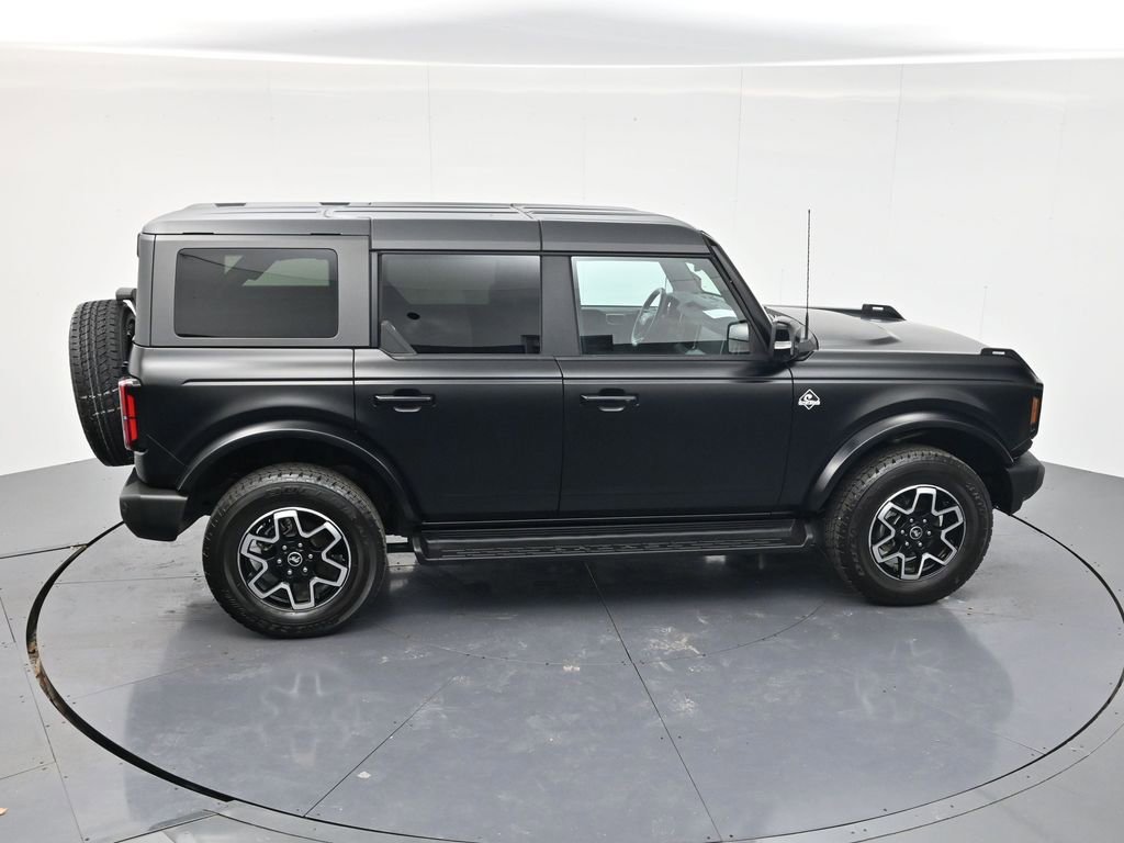 Used 2025 Ford Bronco Outer Banks w/ Matte Film Protection Package AWD/4WD image 41
