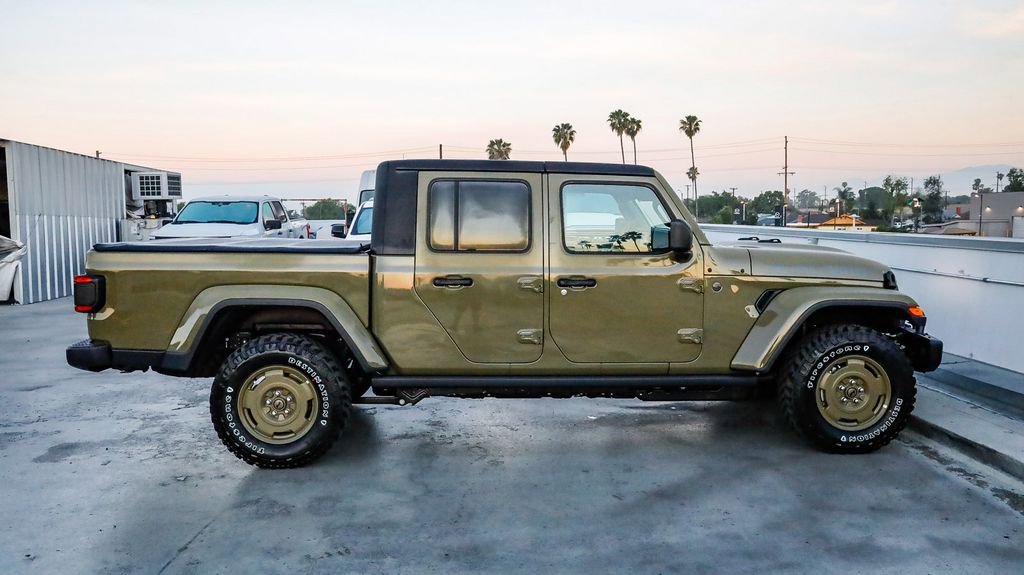 New 2026 Jeep Gladiator Willys AWD/4WD image 13