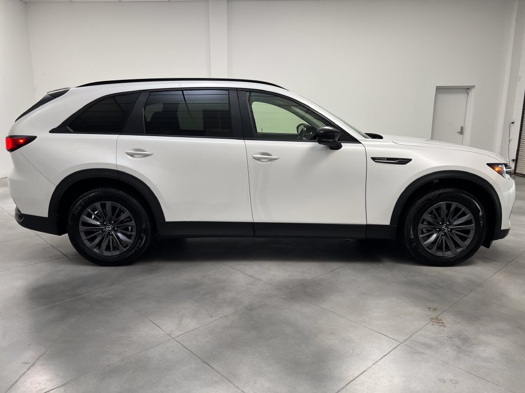 Used 2025 MAZDA CX-70 3.3 Turbo w/ Preferred Package AWD/4WD image 10