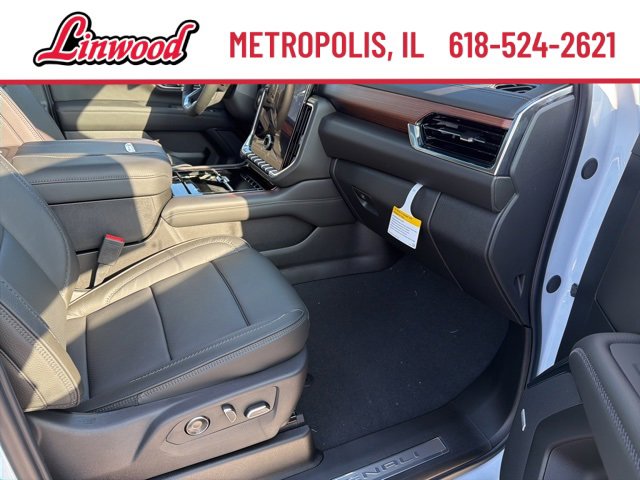 New 2026 GMC Yukon Denali w/ Sun & Power Step Package image 9