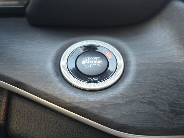 New 2025 Jeep Grand Cherokee L Limited image 16