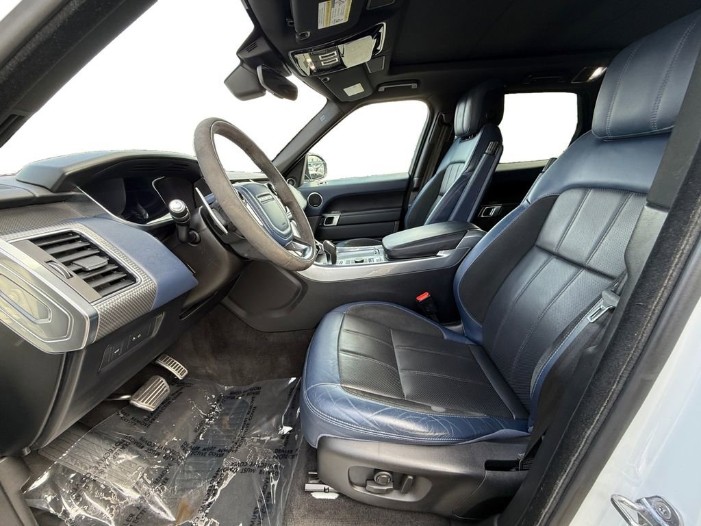 Used 2019 Land Rover Range Rover Sport HST image 9