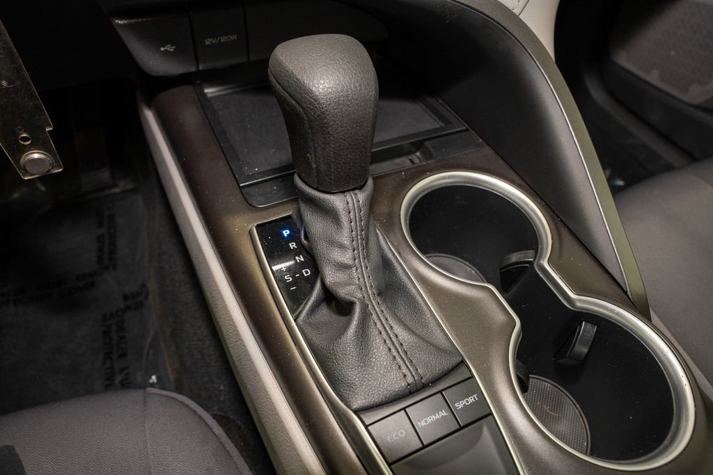 Used 2024 Toyota Camry LE image 14