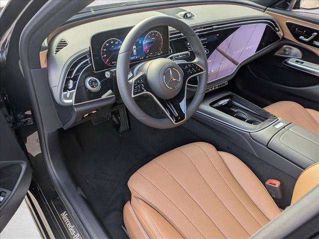 New 2026 Mercedes-Benz E 450 4MATIC Sedan image 3