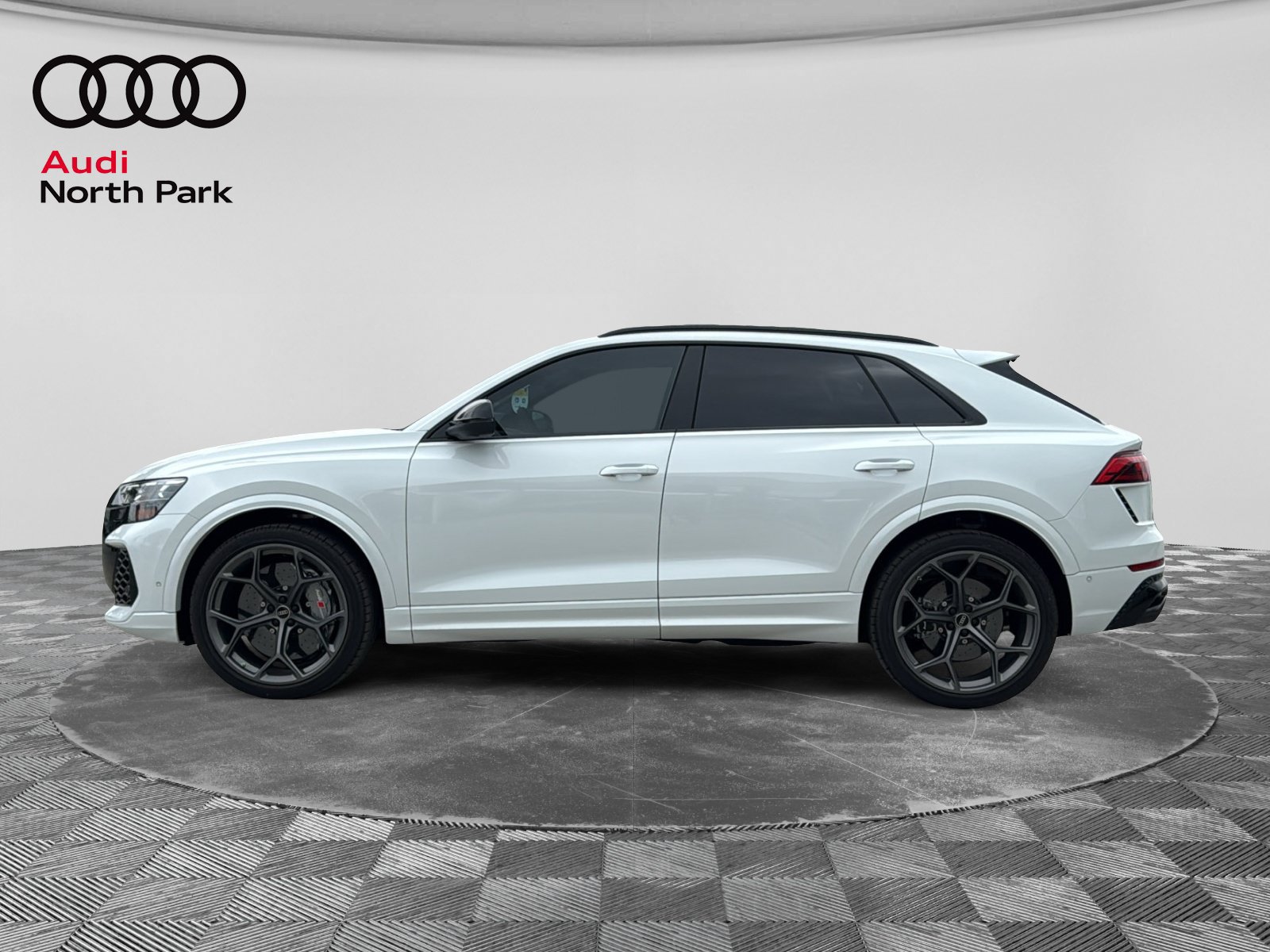 New 2026 Audi RS Q8 performance AWD/4WD image 4