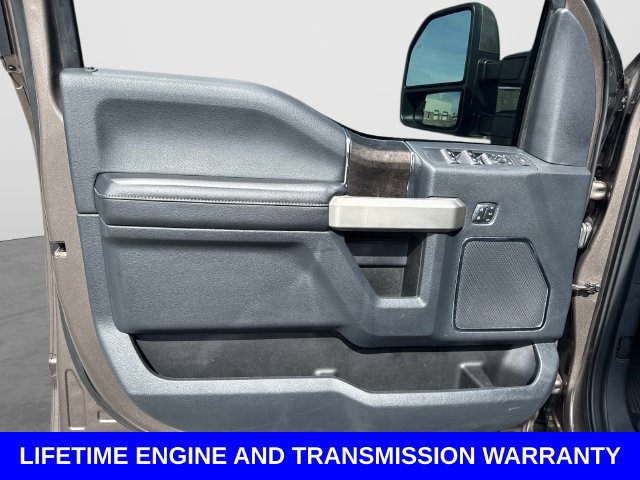 Used 2022 Ford F350 Lariat w/ Lariat Ultimate Package AWD/4WD image 19