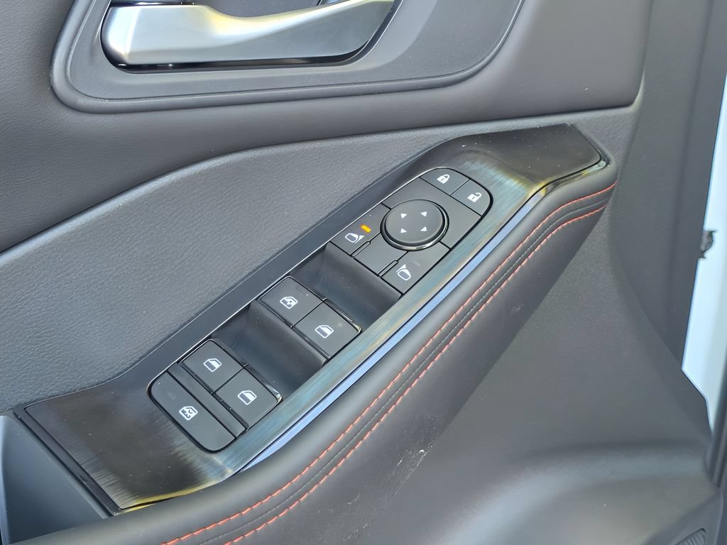 New 2026 Nissan Rogue SV AWD/4WD image 16