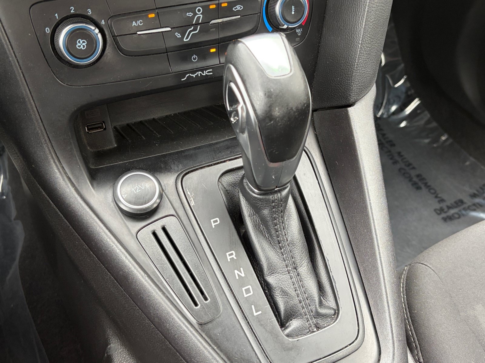 Used 2016 Ford Focus SE FWD image 24