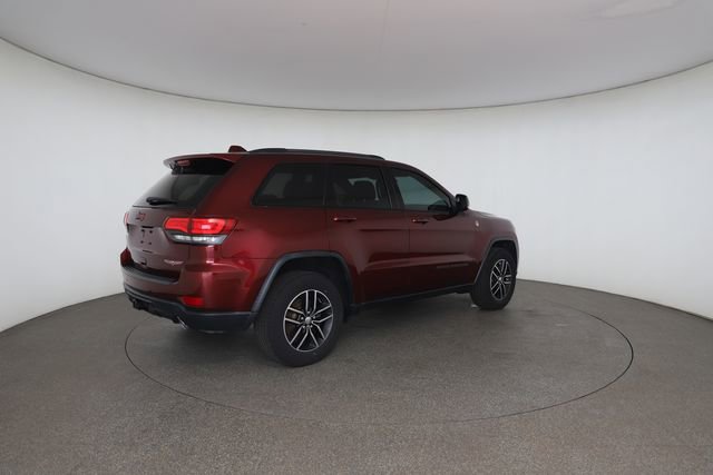 Used 2017 Jeep Grand Cherokee Trailhawk w/ Trailhawk Luxury Group AWD/4WD image 19