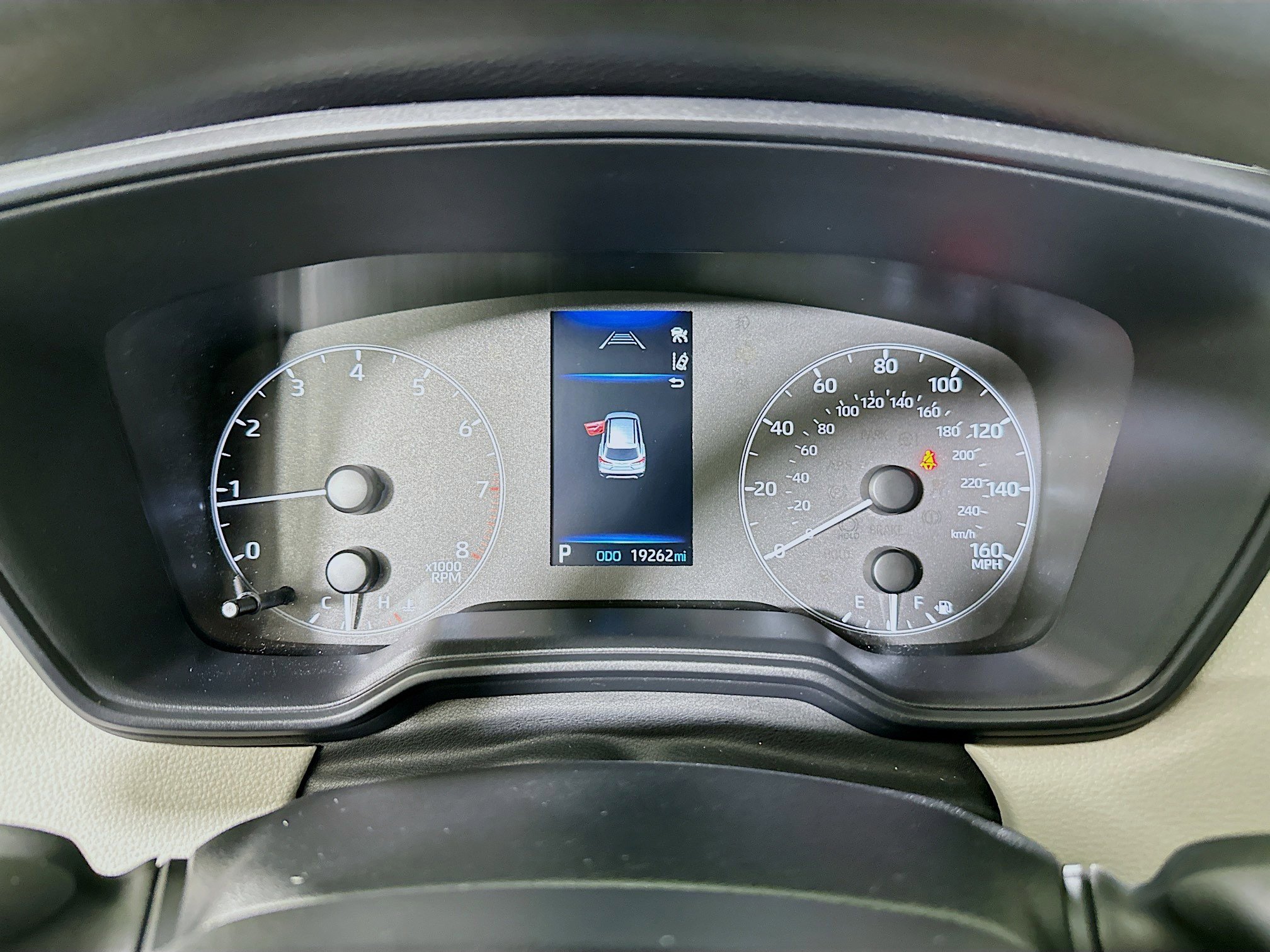 Used 2024 Toyota Corolla Cross L image 19