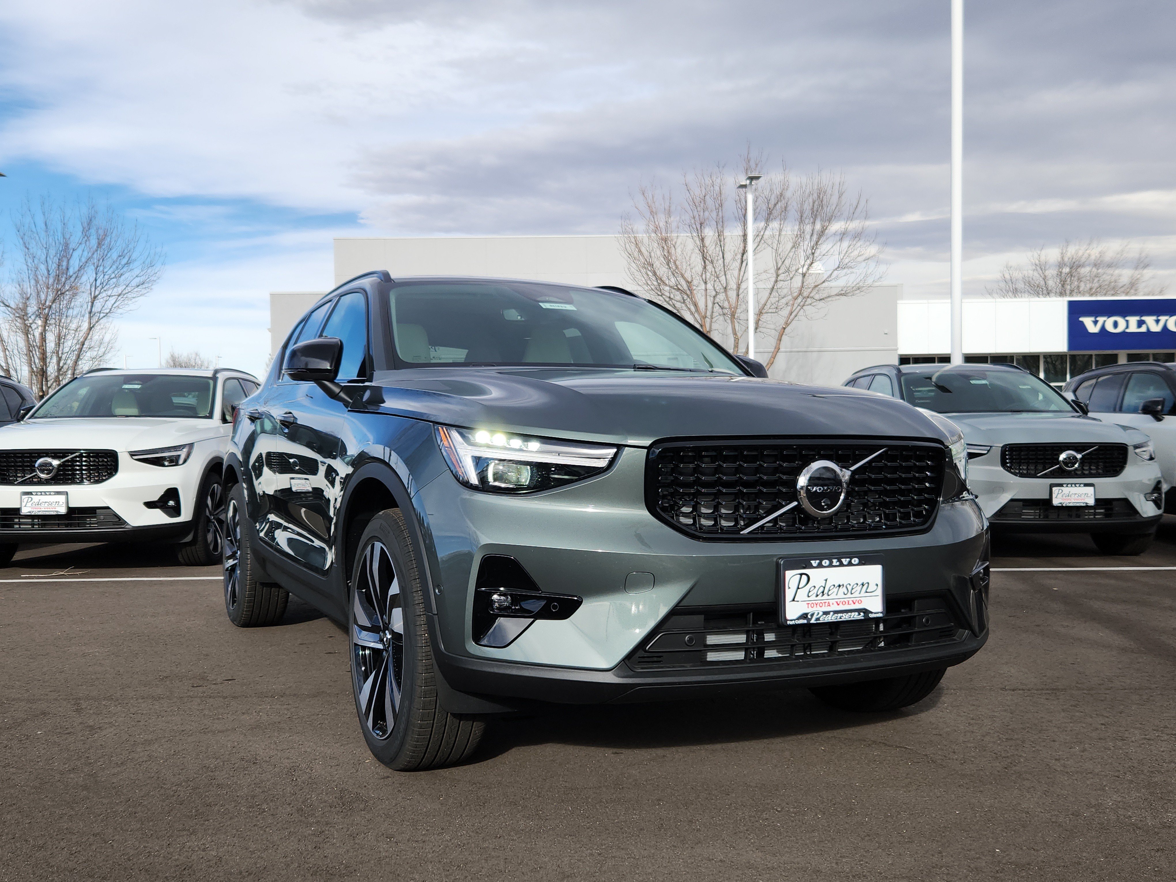 New 2026 Volvo XC40 B5 Ultra w/ Climate Package AWD/4WD image 18