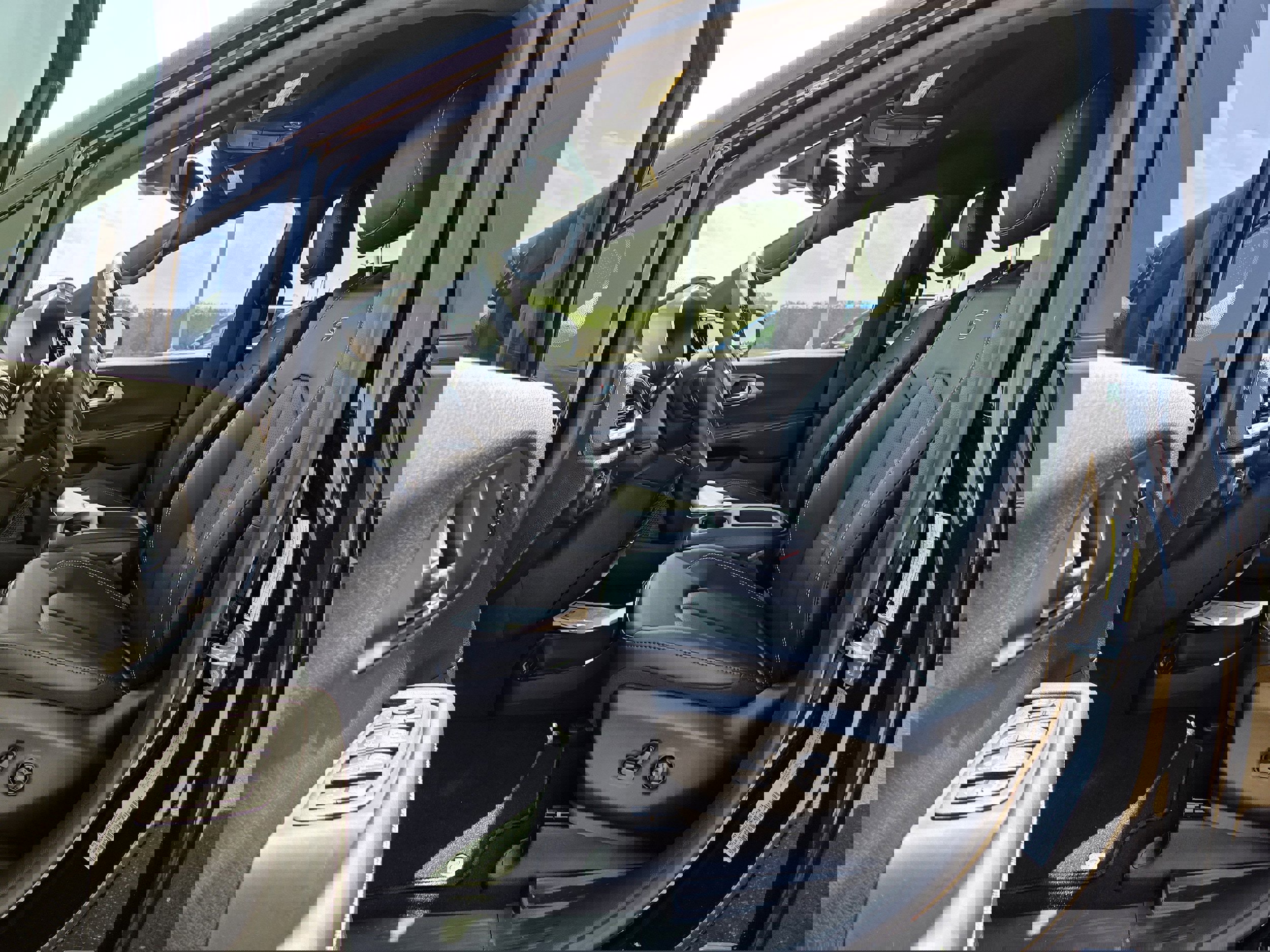 New 2026 Chrysler Pacifica Select image 12