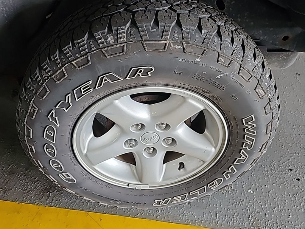 Used 2004 Jeep Wrangler X w/ Wheel Plus Group image 6