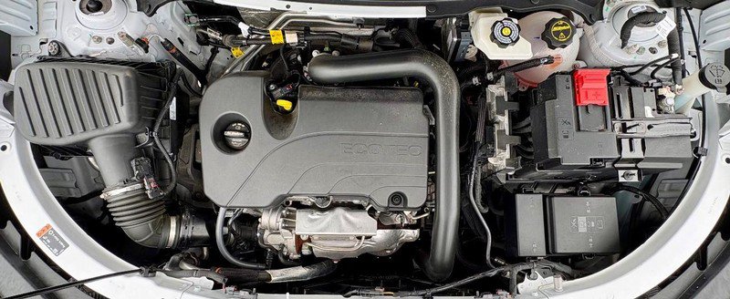 Used 2025 Chevrolet Equinox RS w/ Safety and Technology Package FWD image 9
