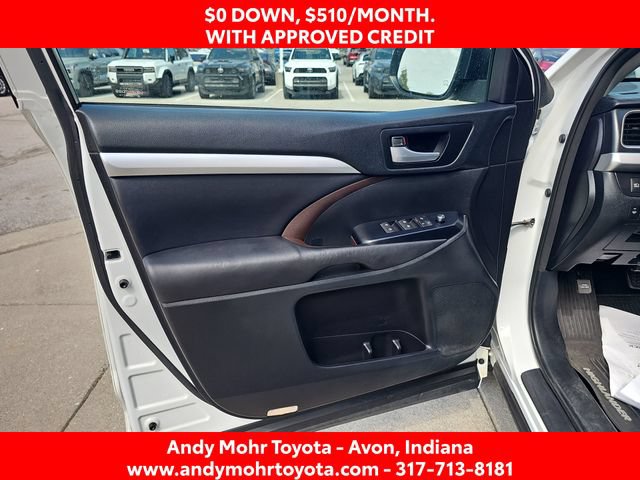 Used 2017 Toyota Highlander XLE AWD/4WD image 11