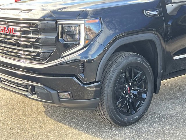 New 2026 GMC Sierra 1500 Elevation image 8