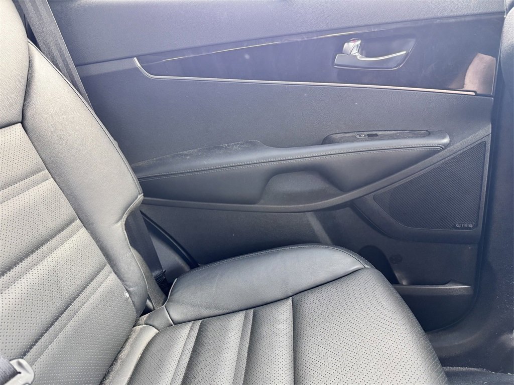 Used 2016 Kia Sorento EX w/ EX Touring Package image 28