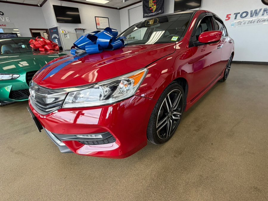 Used 2017 Honda Accord Sport image 4