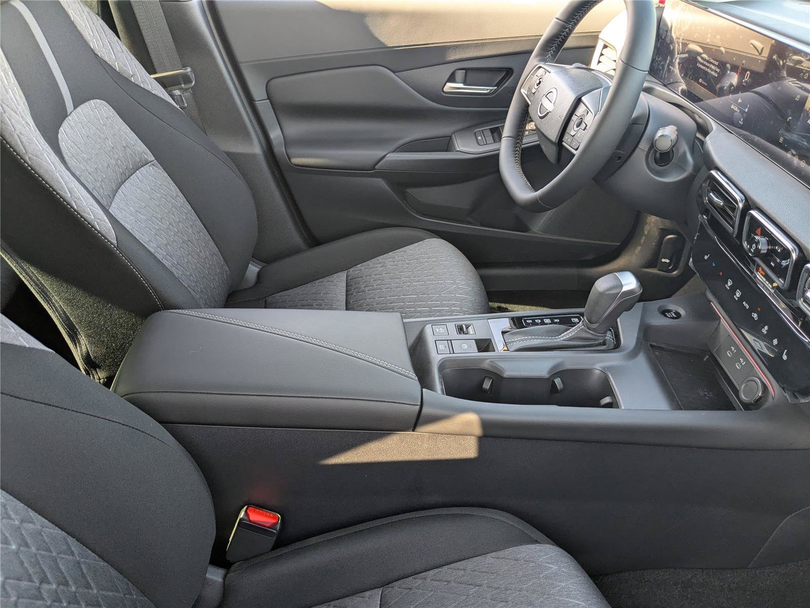 New 2026 Nissan Sentra SV w/ SV Convenience Package FWD image 27
