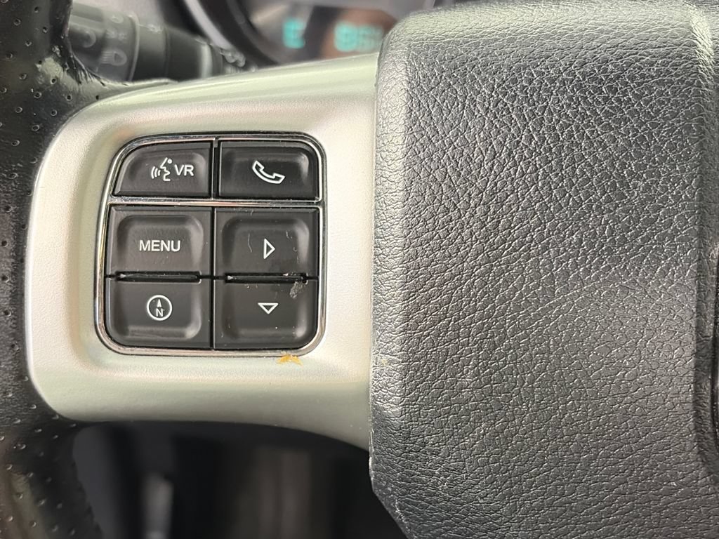 Used 2012 Dodge Avenger R/T FWD image 17