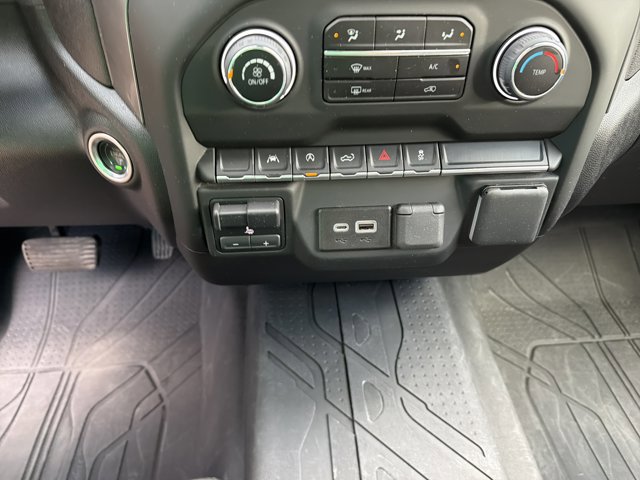 Used 2024 Chevrolet Silverado 1500 Custom image 20