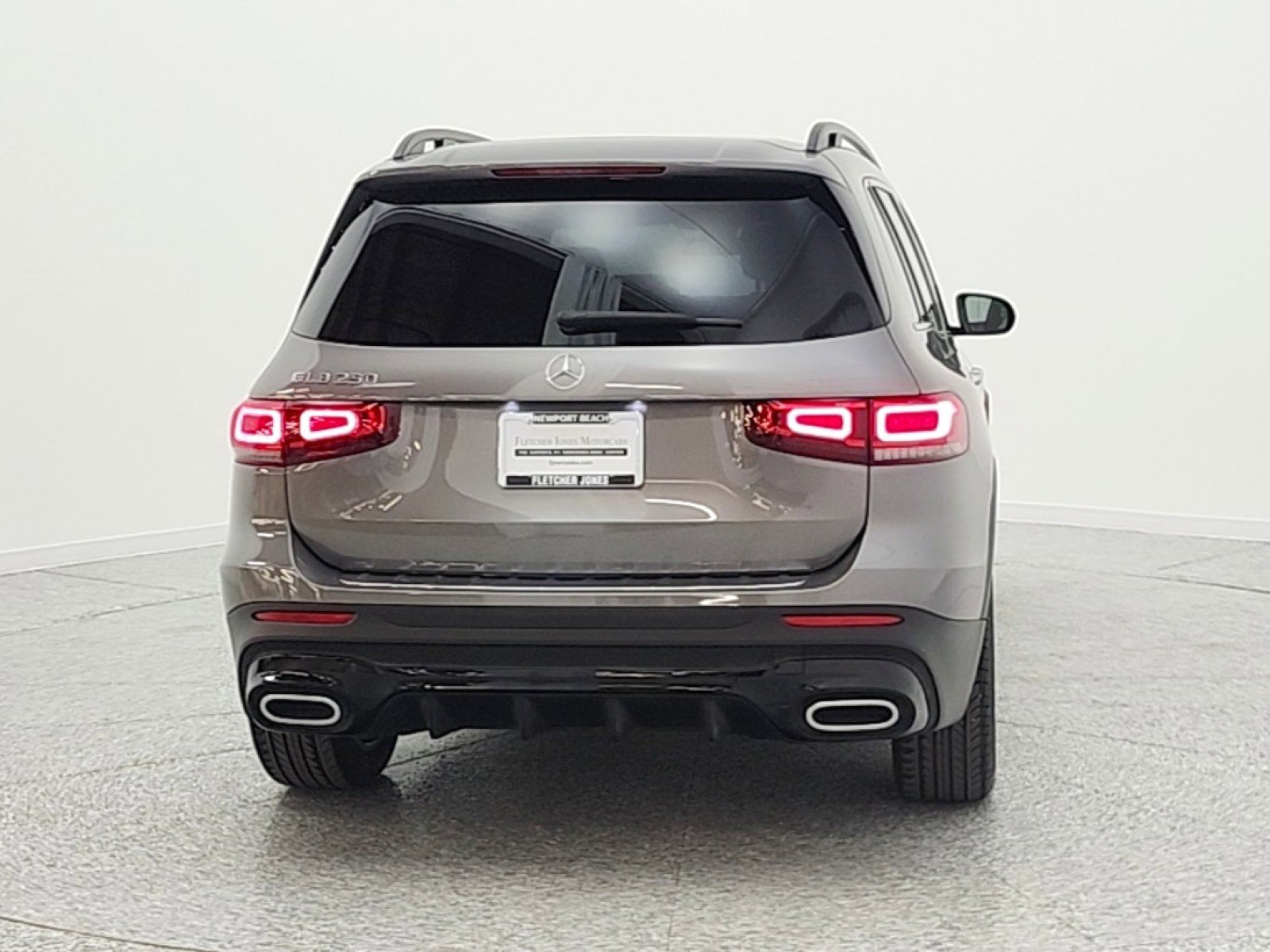 Used 2023 Mercedes-Benz GLB 250 image 6