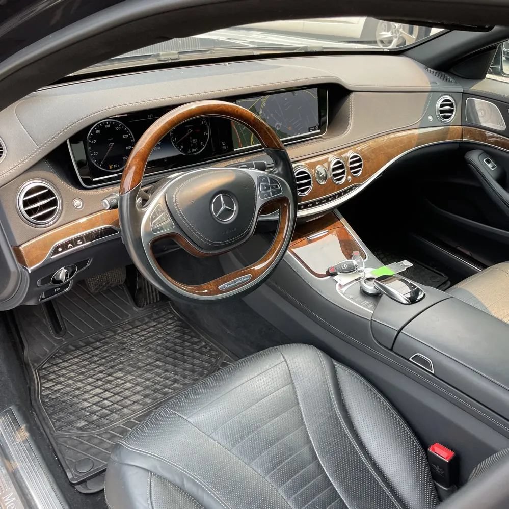 Used 2016 Mercedes-Benz S 550 4MATIC Sedan image 2