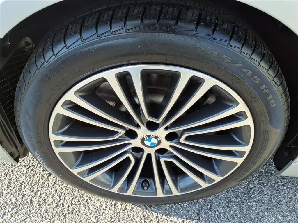 Used 2019 BMW 530i w/ Convenience Package RWD image 10