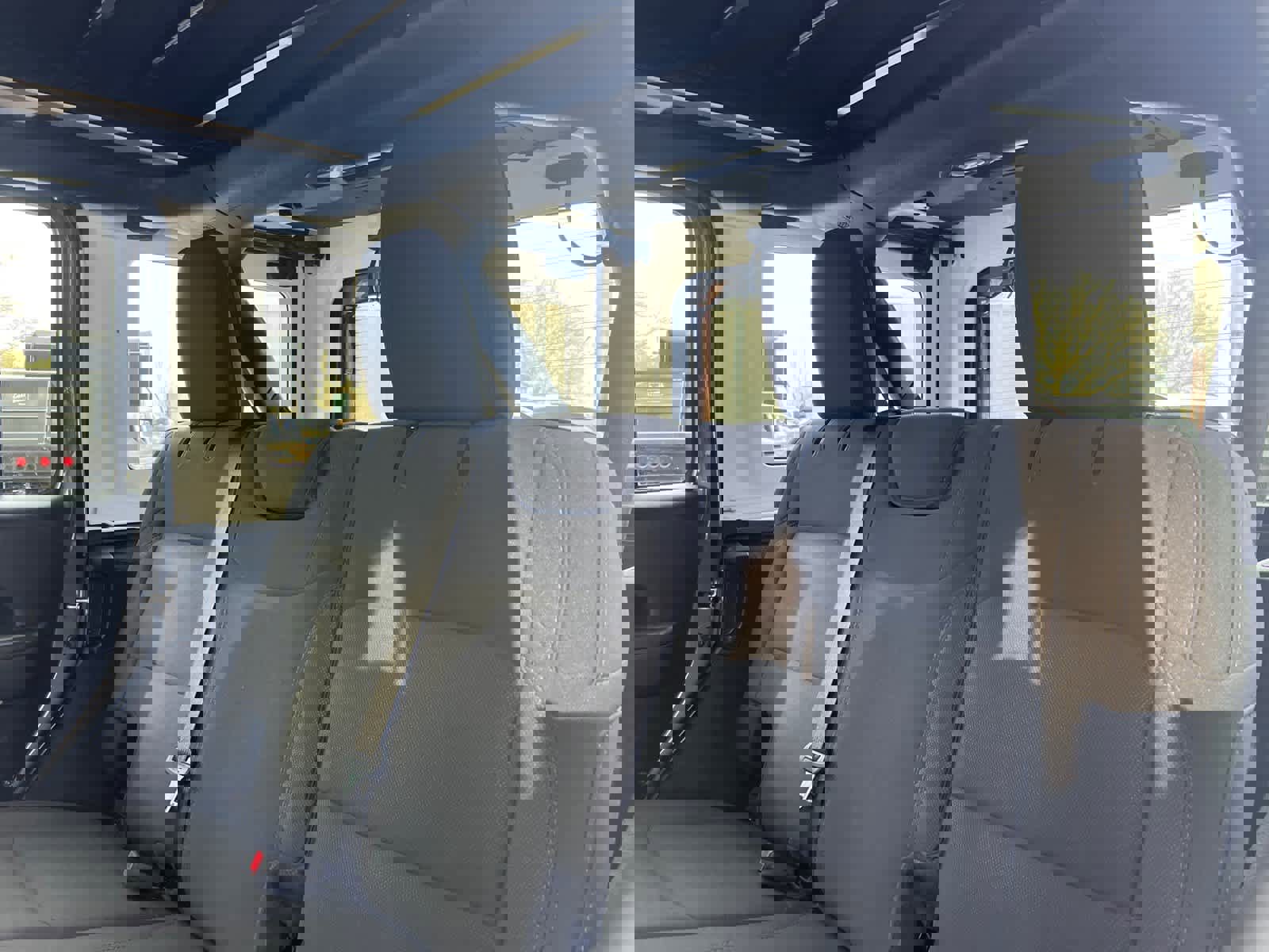 Used 2022 Jeep Wrangler Unlimited Willys image 30