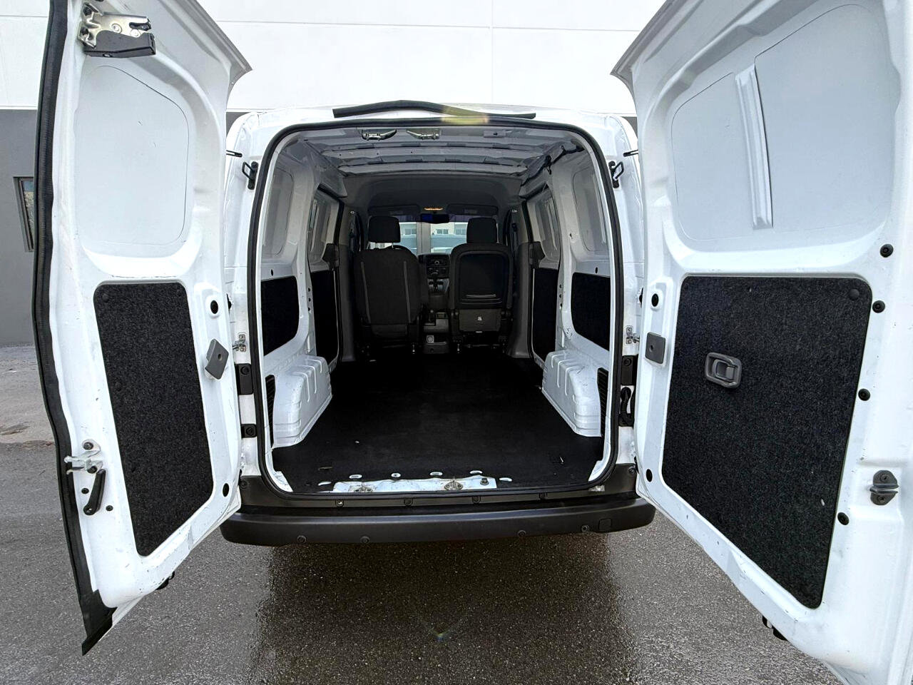 Used 2017 Nissan NV200 S w/ Cruise Control Package image 12