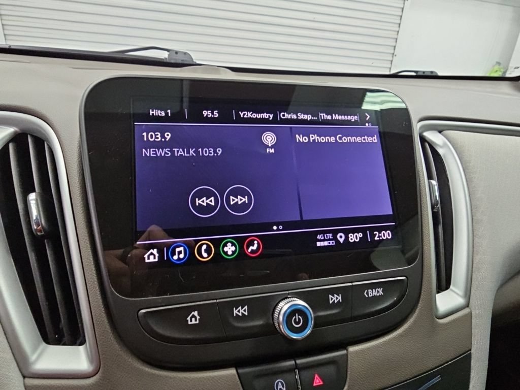 Used 2024 Chevrolet Malibu LT FWD image 17