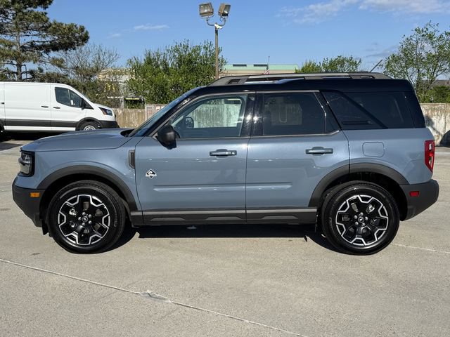Certified 2025 Ford Bronco Sport Outer Banks w/ Outer Banks Tech Package+ AWD/4WD image 11
