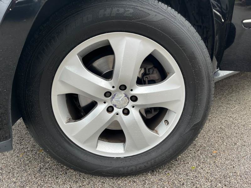 Used 2011 Mercedes-Benz GL 450 4MATIC image 40