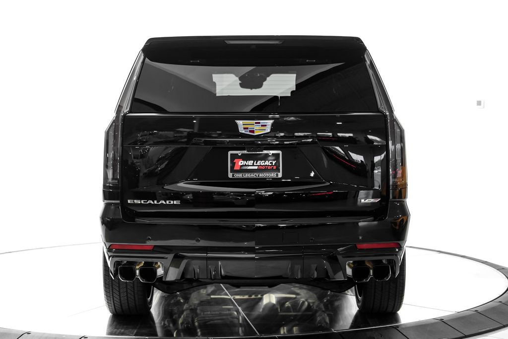 Used 2026 Cadillac Escalade V AWD/4WD image 11