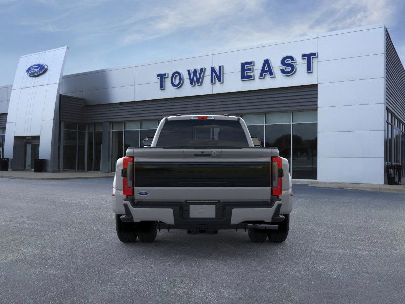 New 2026 Ford F350 4x4 Crew Cab DRW Super Duty image 5