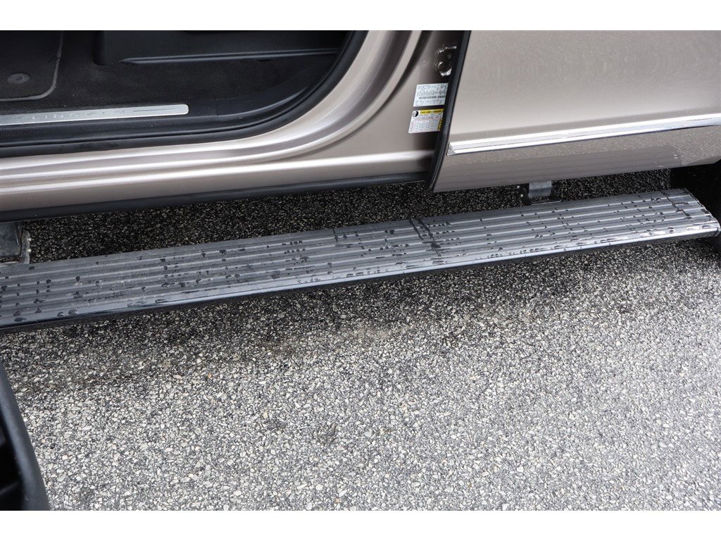 Used 2019 Lincoln Navigator Reserve image 29