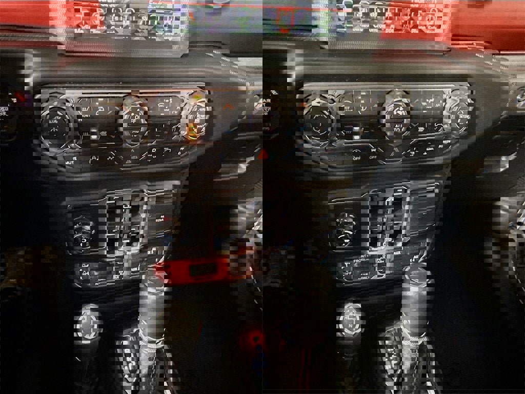 Used 2021 Jeep Gladiator Rubicon image 19