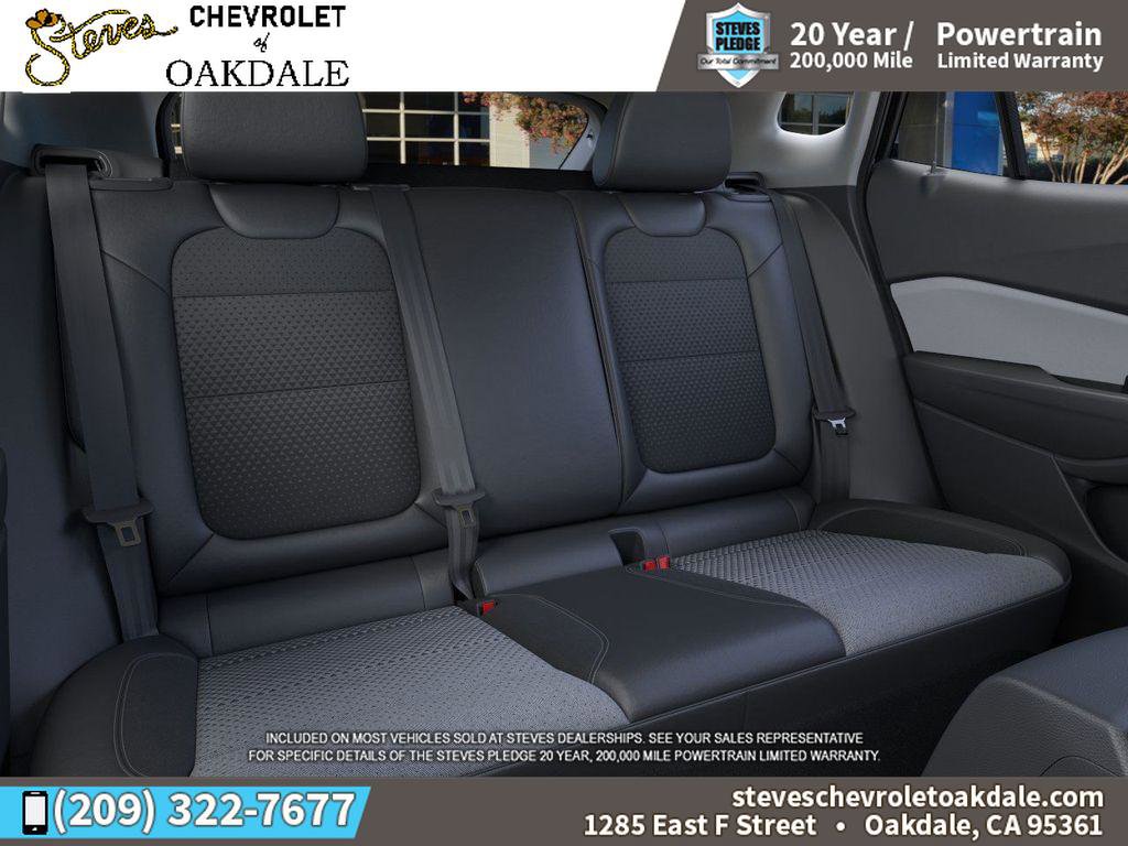 New 2025 Chevrolet Trax LT w/ Driver Confidence Package FWD image 17