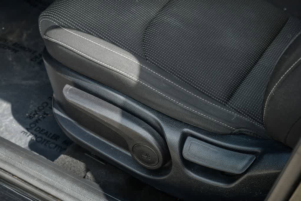 Used 2019 Kia Forte LXS FWD image 25