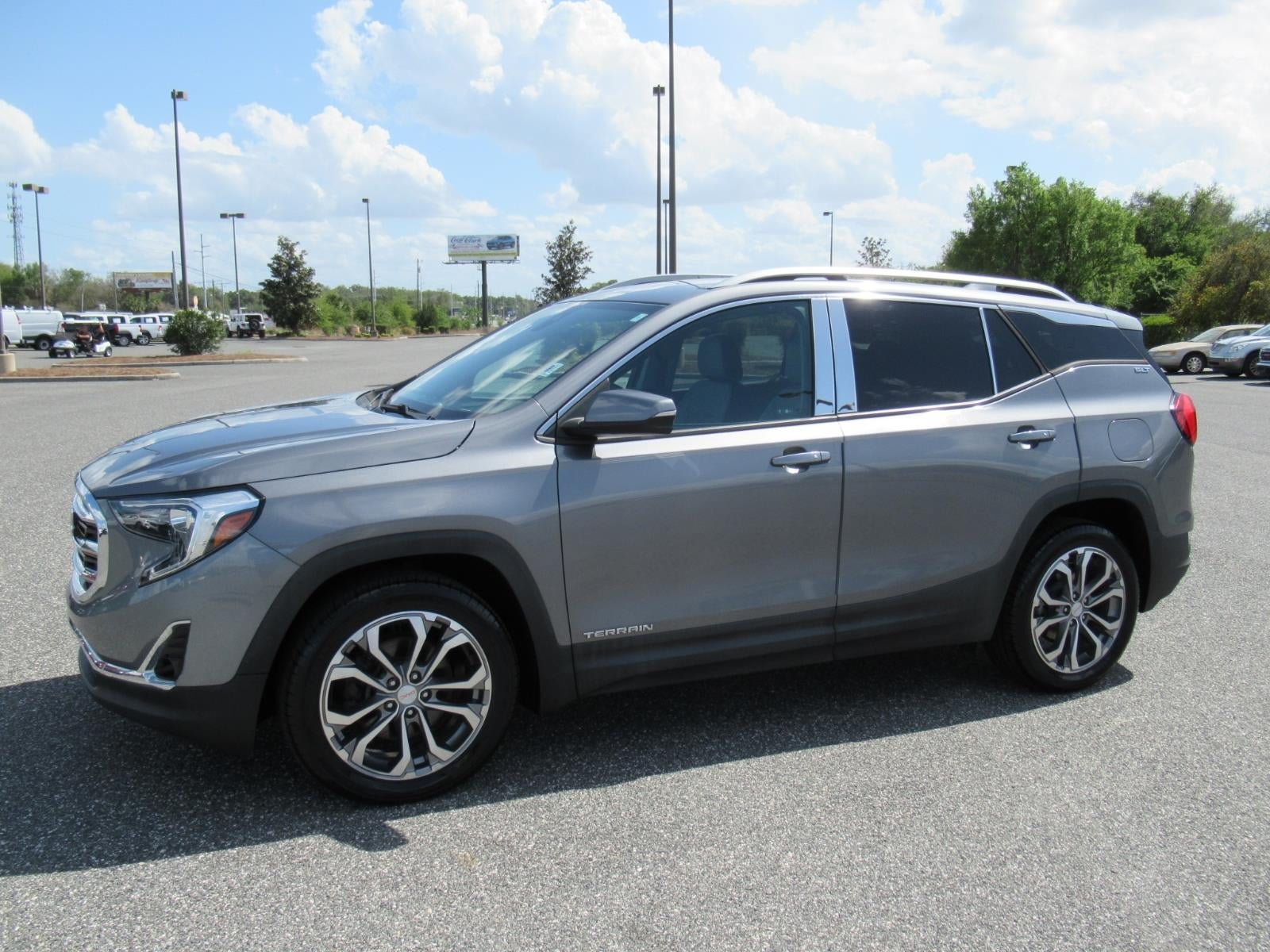 Used 2018 GMC Terrain SLT w/ Preferred Package FWD image 4