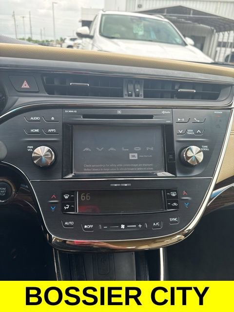 Used 2015 Toyota Avalon Limited w/ Technology Package FWD image 16
