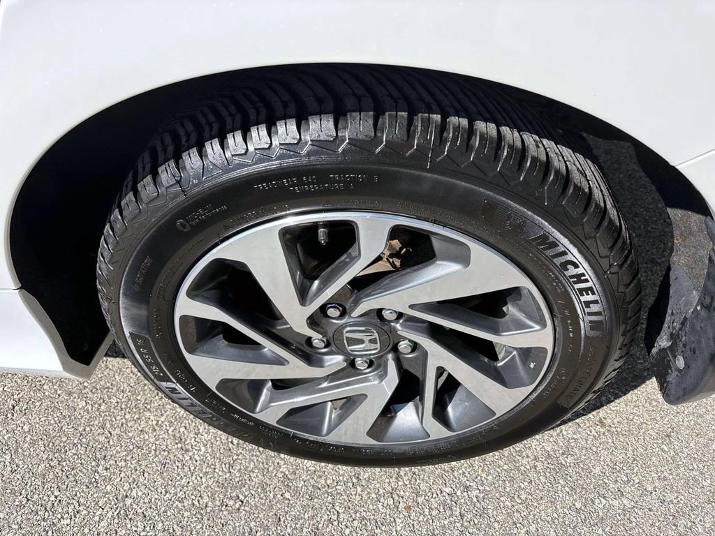 Used 2017 Honda Civic EX image 10