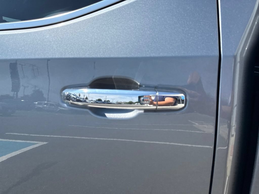 Used 2019 GMC Sierra 1500 Denali w/ Denali Ultimate Package AWD/4WD image 11