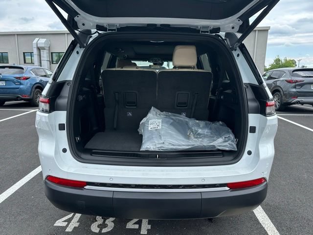 New 2026 Jeep Grand Cherokee L Limited AWD/4WD image 12