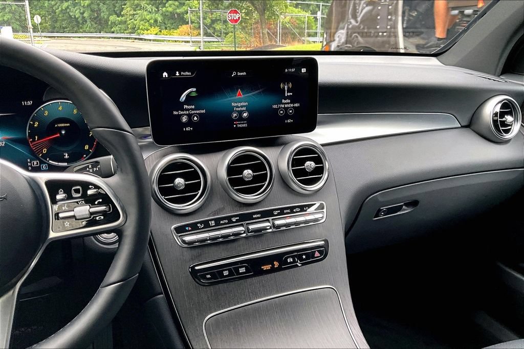 Certified 2022 Mercedes-Benz GLC 300 4MATIC image 6