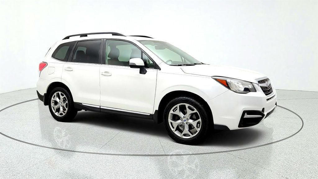 Used 2018 Subaru Forester 2.5i Touring AWD/4WD image 3